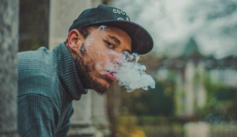 man doing smoking, is smoking weed daily safe